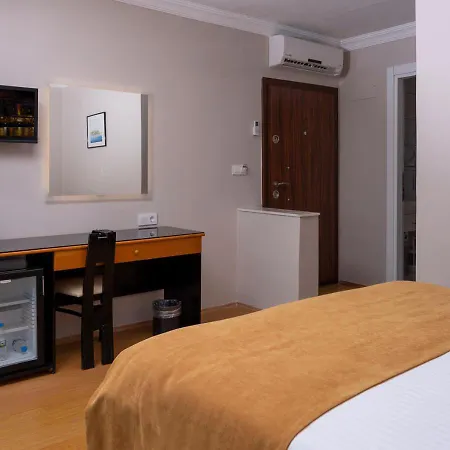 Hotel Eden Gardens